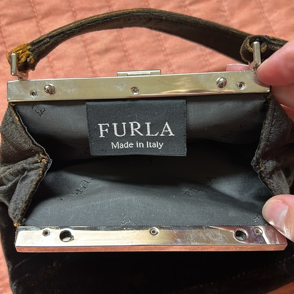 Vintage Furla Black/Dark Green Velvet w/Orange undertone made in Italy Hand Bag. - Picture 6 of 16